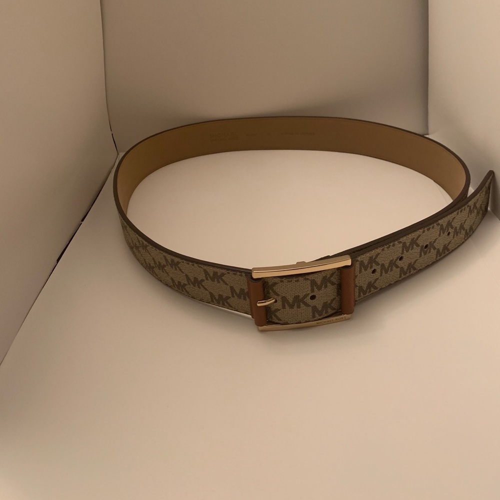 Michael Kors belt